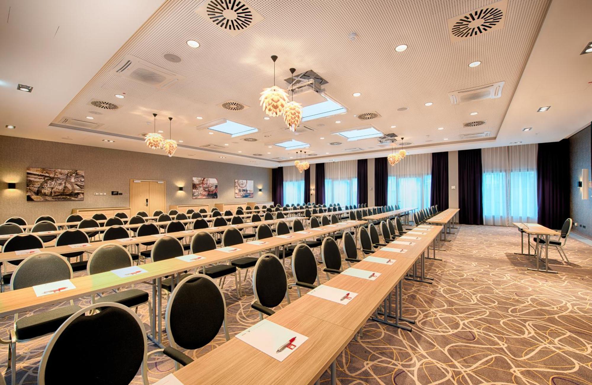 Leonardo Hotel Wolfsburg City Center Ngoại thất bức ảnh
