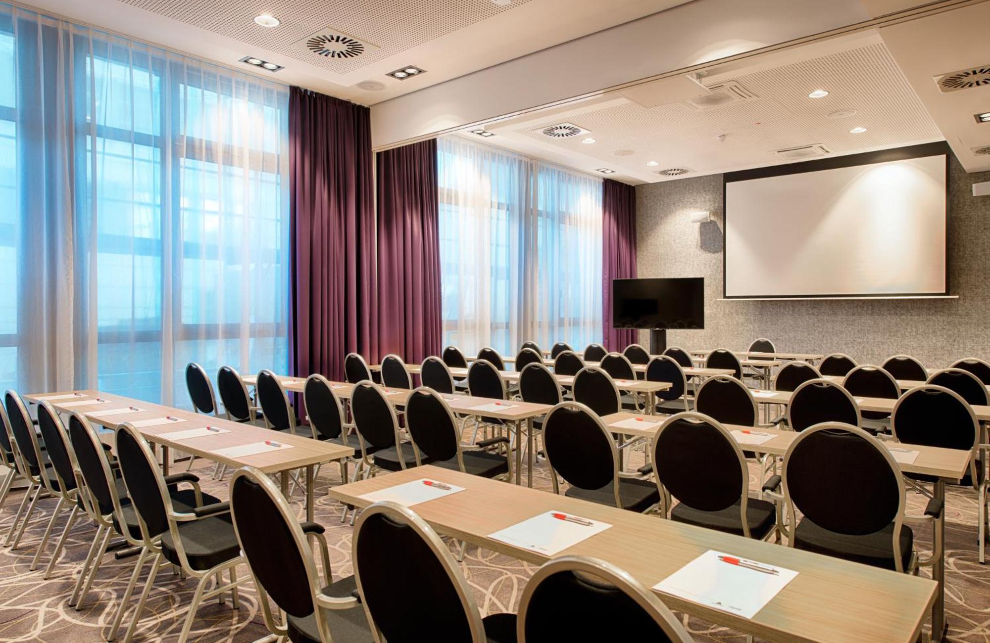 Leonardo Hotel Wolfsburg City Center Ngoại thất bức ảnh